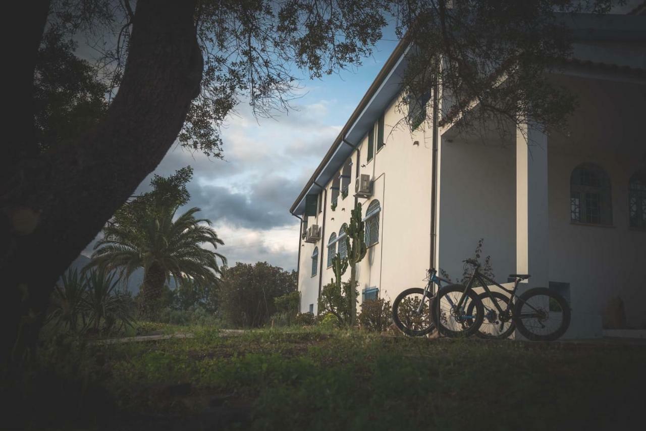 Palas De Serra Onifai Exterior photo